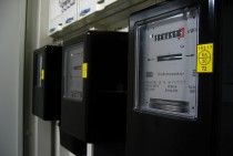 自宅の電気配線は無資格でいじっていいの？電気工事士について解説