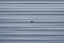 シャッター掃除で「サビつき」「ガラガラ音」の発生を防ぎましょう！