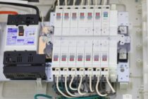 漏電ブレーカーが復旧しない！？誰でもできる簡単チェック方法