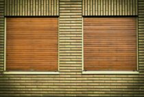 防犯重視なのに窓シャッターで風通しが確保できる！用途別で選ぼう