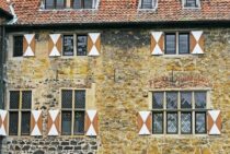 漆喰外壁の魅力！姫路城でも使われている漆喰のメリットとは？