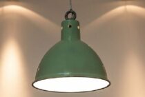 ペンダントライトの取り付け方法3選！自分でおしゃれに施工できる？