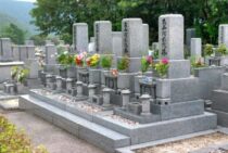 お墓に砂利を敷く3つのメリット！おすすめの砂利や手順までご紹介