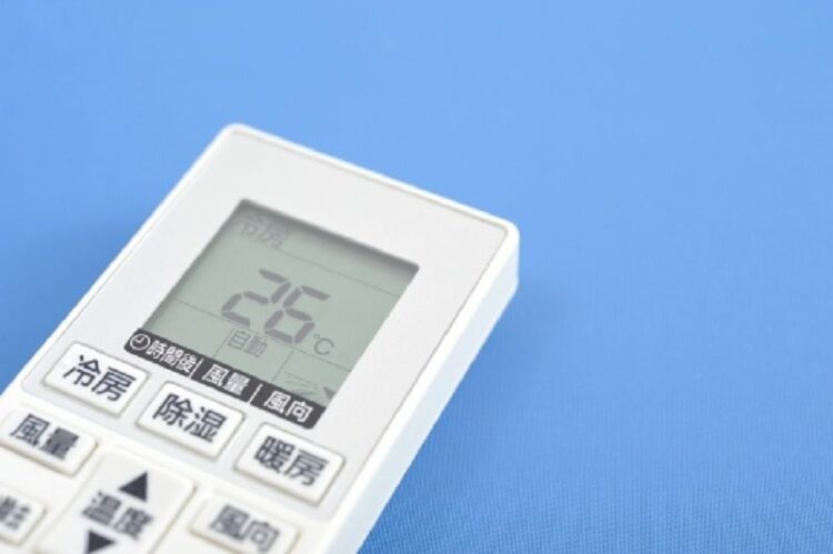 エアコンの耐用年数はどれくらい何年？修理と買い替えの判断方法は？