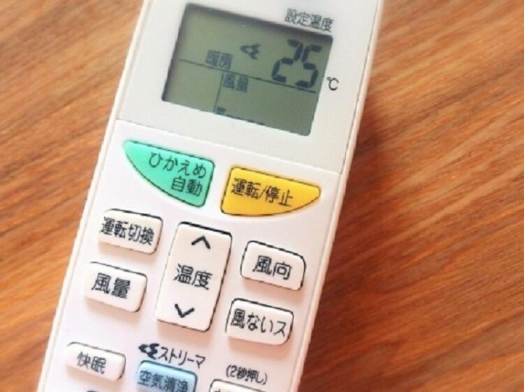 エアコンが暖房だけつかない場合の原因は？修理と買い替えの目安も！