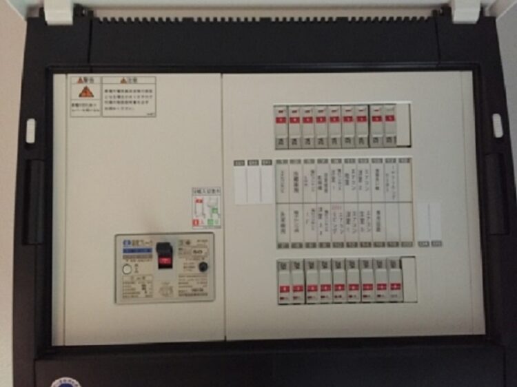 漏電に気付かずにいると感電する危険性が！漏電の調べ方、教えます。