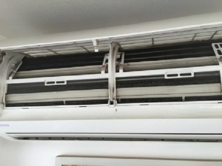 エアコンの異臭を解決する方法