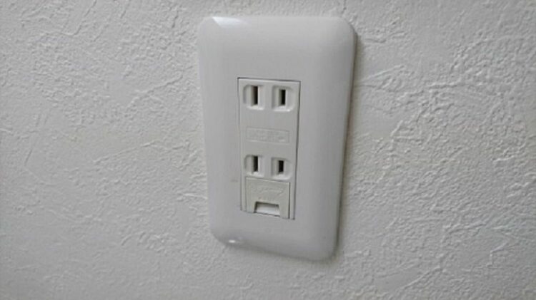 家電にアースが必要な理由！どんな家電にアースがついているの？