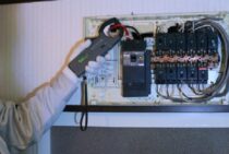 電気代が急に高くなったら、電気器具やコンセントで漏電している！？