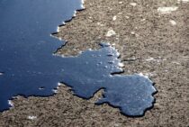 常温アスファルトとは？水だけで施工できる驚きのアスファルト！