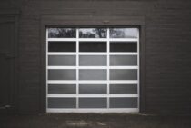 あこがれのシャッターゲートの価格相場はいくら？施工事例もご紹介！