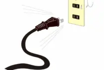 コンセントを曲がったまま…危険です！感電と火事の危険性