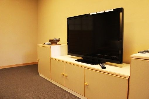 増やすのが理想？テレビのコンセントを交換する方法と増設について