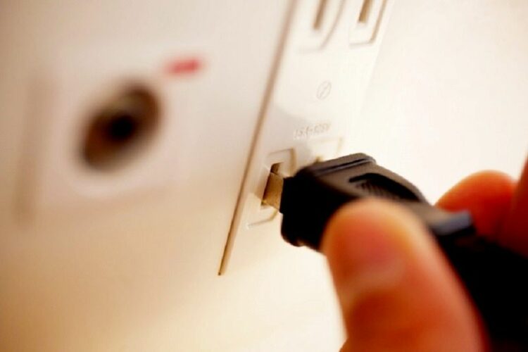 新築時のコンセント設置場所と費用は？あると便利な場所についても