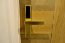 カードキーの仕組みと利用する際のメリット・デメリットについて