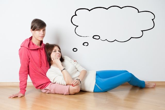 引越しの手伝いは誰に頼めばいい？友人・便利屋・引越し業者を比較！