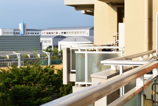 ベランダの防水層は限界かも！ベランダの雨漏り修理はDIYできる？