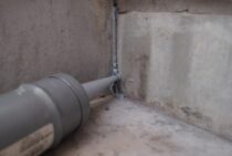 雨漏りをコーキングで補修するやり方！種類の選び方と注意点