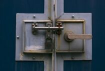 ドアのラッチ調整で開閉をスムーズにしよう！詳しい手順をご紹介！