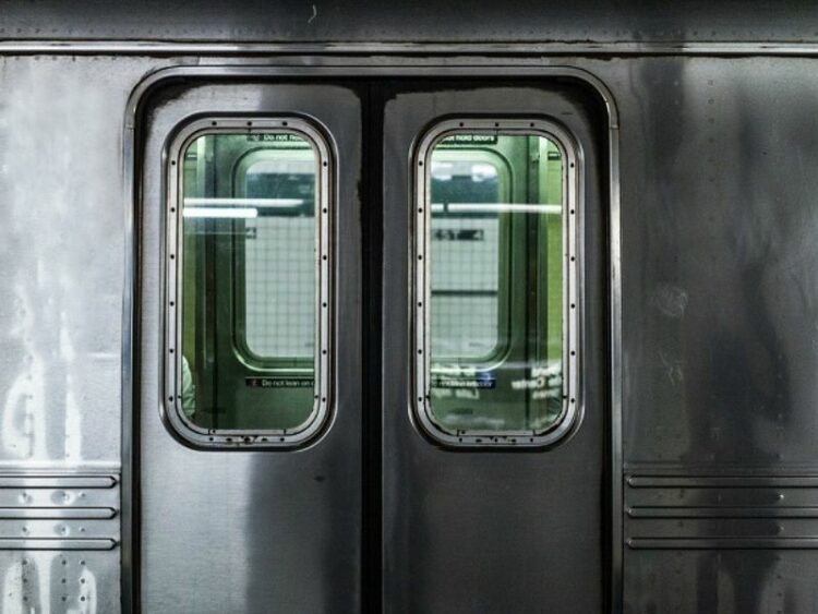 自動ドアが故障？そんなとき知っておくと役立つ原因と対処方法とは？