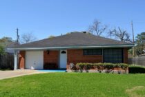 芝生の管理は意外と大変！？適切な管理を知って健康な芝を育てよう