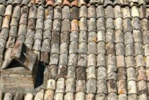 あなたはやっていますか？屋根瓦の落下防止対策についてご紹介！