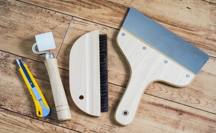 室内での壁のひび割れは確認から！小さいものなら自力で直せるかも