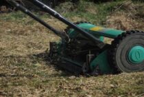 自分にぴったりな家庭用芝刈り機の選び方！お手入れ方法も紹介