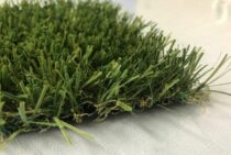 人工芝のピンは意外と奥深い。キレイに仕上げるためのコツも紹介！