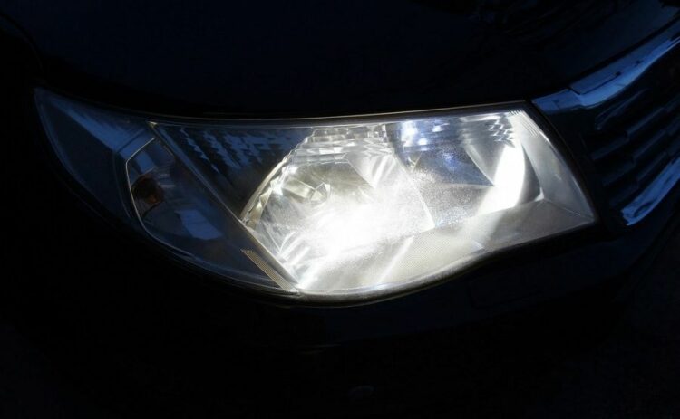 エスティマのバッテリー上がりの解決方法とは！2つ揃えば簡単に解消