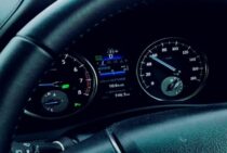 ヴェルファイアのバッテリー上がり復旧は特殊？HV車の対応法も解説