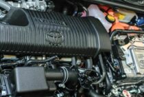 ノアハイブリッドでバッテリー上がり！HV車の正しい対処法を解説