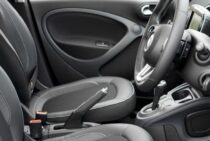 バッテリー上がりはエンジンをかけっぱなしのときも起こるのか…？