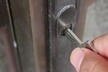 鍵が曲がったらどうする？曲がったまま使ってはいけない理由とは