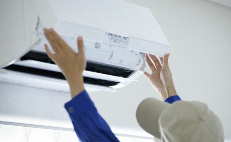 エアコン工事費｜取り付け・取り外しにかかる料金と出費を抑える方法