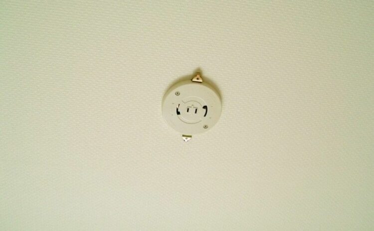 照明器具はローゼットしよう！シーリングライトとの違いも解説します