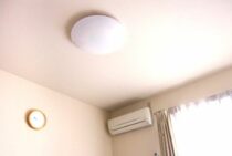天井から水漏れする原因と対処法｜アパートの修理費用は負担してもらえるかも
