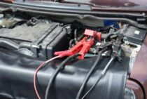 バッテリー上がりでケーブルをつなぐ順番！その他の対策方法も解説