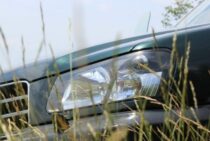 フォレスターがバッテリー上がり？エンジンがかからない原因と対処法