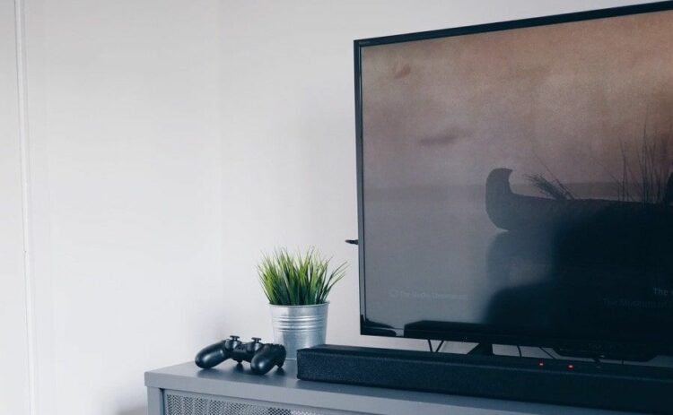 4Kアンテナの設置工事を自分で行うとしている方へ！DIYでの設置がおすすめではない7つの理由