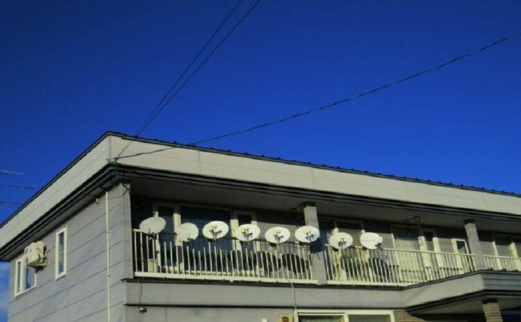 スカパーでいろいろな番組を見たい方へ！アンテナ工事にかかる料金・時間と工事の内容について