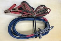 ジュークのバッテリー上がり解決法！原因や復旧後の充電方法まで解説