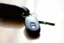 フィット（ホンダ）の鍵を紛失した場合の対処法【ケース別】