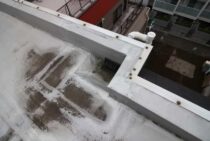 マンション屋上防水工事は修繕費になる？支出をおさえる税務的なコツ